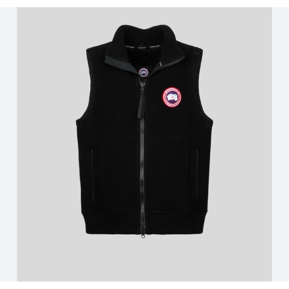 Canada, goose MERSEY black fleece vest size XL. NWT.